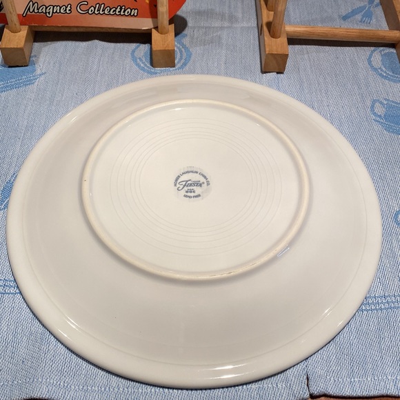 Fiestaware Quattro 10 1/2 inch plate. 4 retired colors - Picture 2 of 5